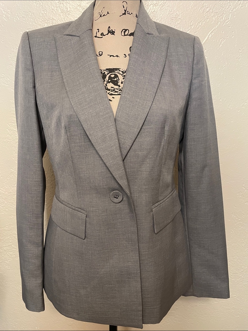 Tailored Grey Single-Button Women's Blazer, Fully Lined, Size 4